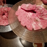 焼肉 大河 - どちらのお肉が…？