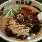 黒田萬元堂 - 坦々麺　880円