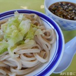 手打うどん 山椒 - 冷やしつけうどん