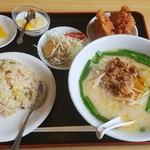 嘉興飯店 - ラーメンセット(980円)