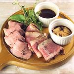 ダイニングダーツバーBee - 料理写真: