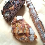 ブリコラージュ ブレッド アンド カンパニー - Lavande. Sausisse. Baton Noix. 20180717