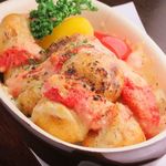 Potatoes and cheese with cod roe