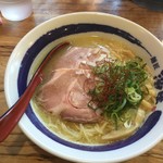 濃厚煮干しそば 麺匠 濱星 - 濃厚鶏白湯塩