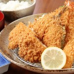 Inakaresutoranjimbee - 料理長おまかせフライ定食