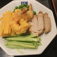 味の中華 羽衣 銀座本店 - 冷麺具材