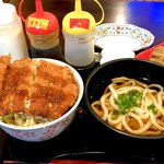 Teuchiudonusagi - ＊チキン南蛮丼とかけうどん（冷）（¥700）
      ※3周年記念でミニかき氷サービスか¥50円引き