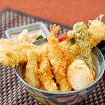 ☆ Special Ten-don (tempura rice bowl) with conger eel and shrimp ☆