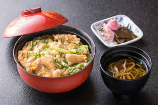 Aduma - お昼は丼+麺のセット800円～