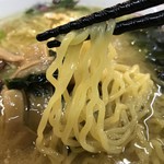 ラーメン 前田家 - 麺がモチモチ…