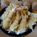 伊豆家 - ミックス天丼（イカ、魚、エビ、かきあげ）