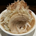 雷神ラーメン - ガツ盛り節麺