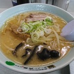 ラーメン寳龍 - 味噌ラーメン(黒帯)