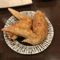 里葉亭 - 手羽先。アッツアツでジューシー！