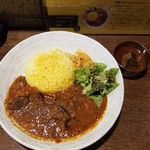 SPICY CURRY 魯珈 - 骨付きマトンミルチ＋ラムカレー(ビンダル風)のぷちカレー