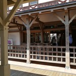 明治亭 - ここからも出られます