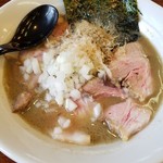 麺屋CHIKUWA - チャーシュー濃厚煮干しそば大盛(ちくわのあな)