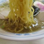 特一竜 - なつかしラーメン塩の麺