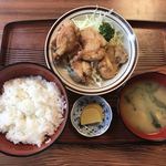 宝家 - 鶏唐揚げ定食