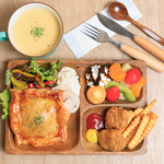 CLARIS - 料理写真:選べるパイのパイプレートセット