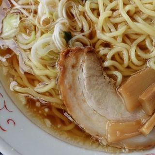 双葉売店＆食堂 - 料理写真:ラーメン　750円