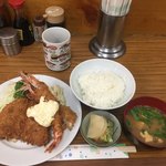 とんかつ八千代 - サービス定食・1600円。車エビ･アジ･ホタテのミックスフライ♡