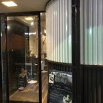 カフェバー ロク - ふつうにお洒落な店内だ