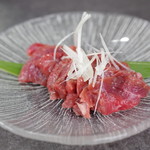 Horiguchi Chikuniku Chokuei Yakiniku Horiguchi - 田中牧場メン羊内モモ刺身