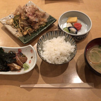 飯家くーた 銀座七丁目店 - ゴーヤチャンプルとごまカンパチ