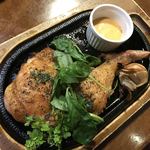 ビアホフ ガンバリウス - 骨付もも肉のロースト