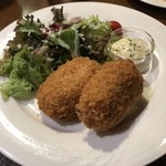 ビアホフ ガンバリウス - 境港産山陰ごほうびカニクリームコロッケ