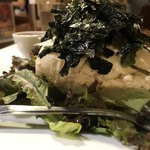 ビアホフ ガンバリウス - 名物！地元井上さんのおぼろ豆腐サラダ