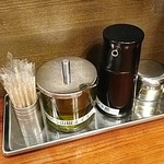 SHIBIRE NOODLES 蝋燭屋 - 卓上調味料