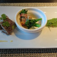 銀座のステーキ 銀座本店 - ご配慮できのこ→菜の花に替えて頂きました