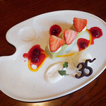 リストランテ　ディ・カナレット - ピスタチオムースケーキとマスカルポーネアイスクリーム