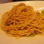 らーめん芝浜 - 生揚げ醤油の低加麺まぜそば啜る