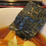 らーめん芝浜 - 小麦三昧＜らーめん（お醤油）＞ズームアップ