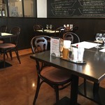 モダンタイムス - (内観)テーブル席