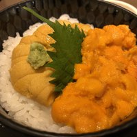 函館うに むらかみ 日本生命札幌ビル店 - 食べ比べ丼〜バフン、ムラサキ海胆
                    5,616円