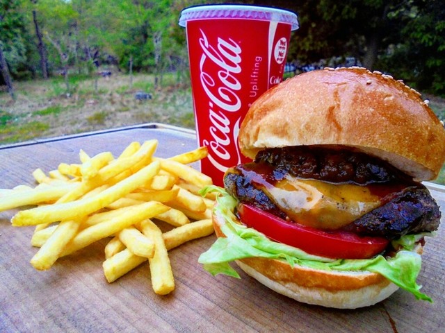 スリー ウッド バーガー （THREE WOOD BURGER） - 大村/ハンバーガー