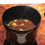 菊鮨 - ◆なめこ入り赤だし