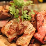 和牛炙り寿司×チーズ料理 肉バルミート吉田 - 