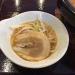 仁寺洞 - 取り皿で頂きました。