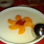 龍鳳閣 - 杏仁豆腐