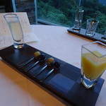 フェリス - ーAperitivoー 小さい食前酒とオリーブ