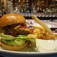 オーク ドア - オークドアバーガーレギュラー￥2300(220g)
