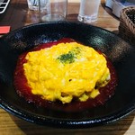 CROSS ～農家の食卓～ - ふわとろオムライス900円