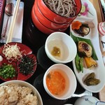 姫のそば ゆかり庵 - 山菜炊き込みご飯バージョンの御膳