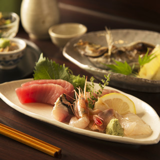 Authentic creative Japanese-style meal is served as a course. Enjoy the taste of a chef cultivated at a Japanese restaurant ◎