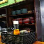 五番 - 店のカウンター内部